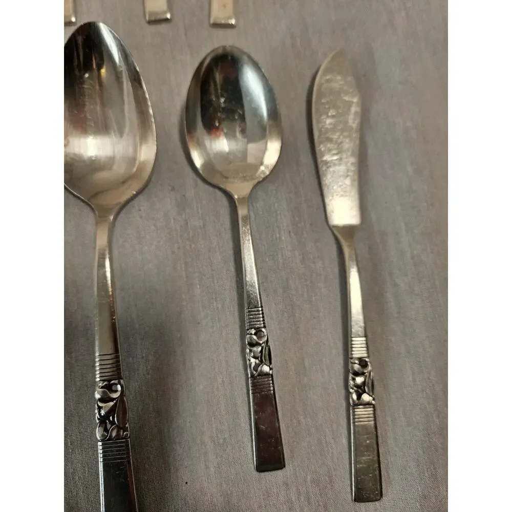 Oneida Community Morning Star Silverplate Flatware 26 Piece Lot